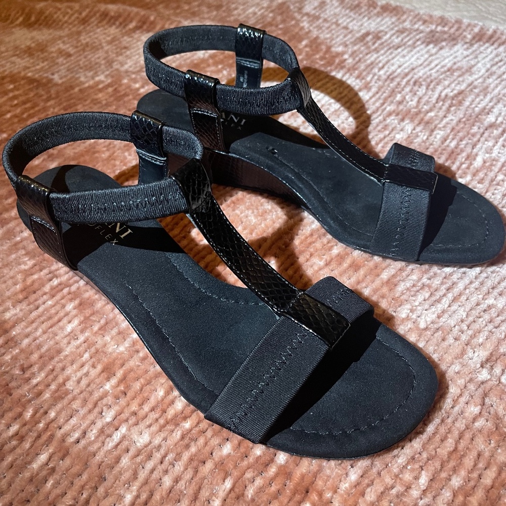 Alfani Women’s Black Sandals